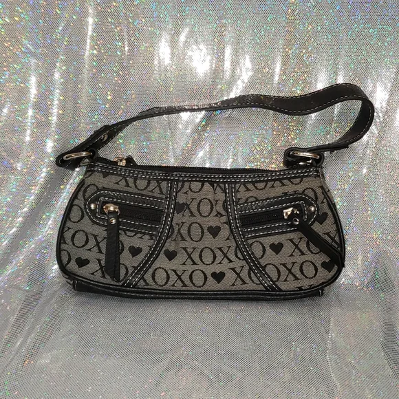 RARE❤ VICTORIAS SECRET BLACK LEATHERETTE / FAUX LEATHER PURSE WITH PINK  LINING £33.25 - PicClick UK